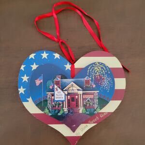God Bless America Heart Plaque, Brandywine Woodcrafts Inc., USA.